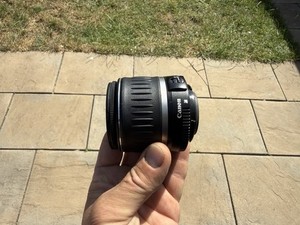 Canon EF-S 18-55mm f/3.5-5.6 Zoom Lens