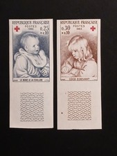 paire timbres variété non dentelés croix rouge 1466/1467 France 1965 neufs XX