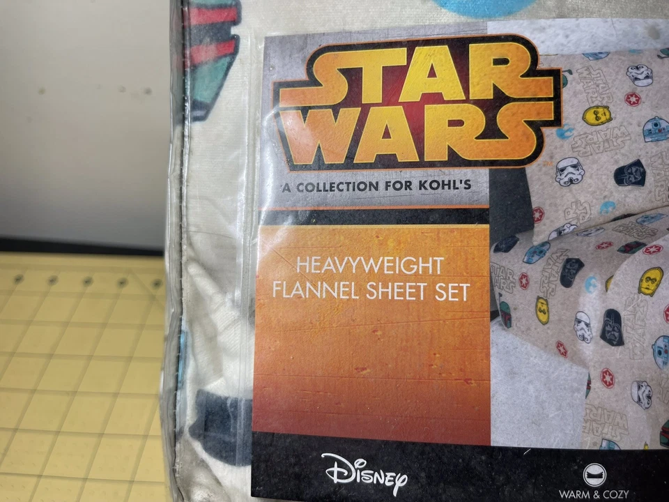 Juego de sábanas de franela completo Star Wars Disney Kohls juego de 4 piezas—NUEVO Foto 3 de 4