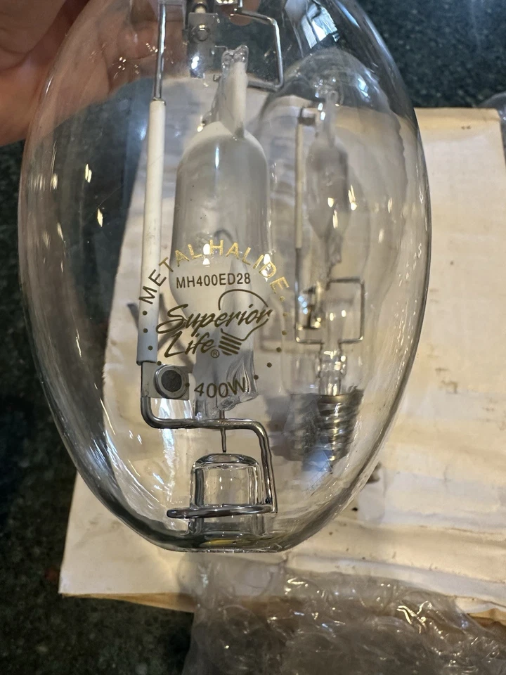 Sylvania ~ Clear, ED28, 400 Watt HID Metal Halide Metal Arc Lamp Light Bulb NOS! - Image 3 of 4