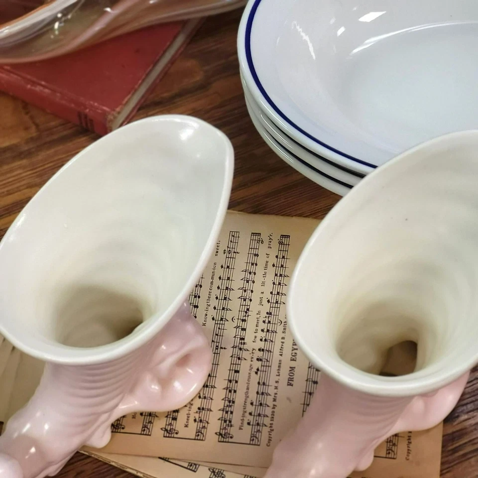 Cornucopia Ceramic Vase/Planter Pink and White set of 2 - Image 4 of 4