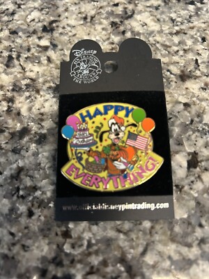 Disney Happy Everything Goofy Holidays 2004 Pin Trading Around The World
