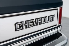 NEW Rear Emblem Tailgate Trim Panel Letter Set / For 81-87 Chevy C/K Truck 9654