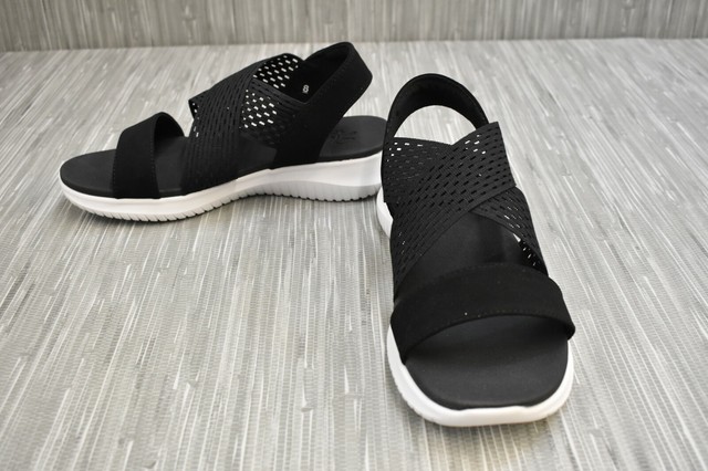 skechers illuminator