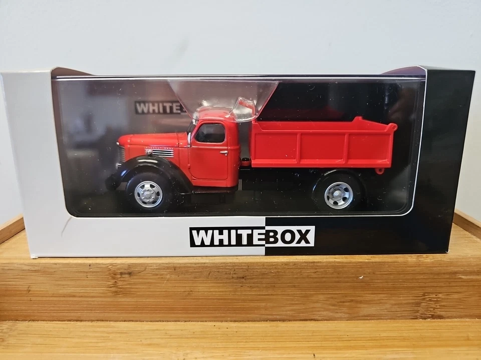 Whitebox Diecast Modelo Escala 1:43, 1948 International Harvester Raro Foto 3 de 4