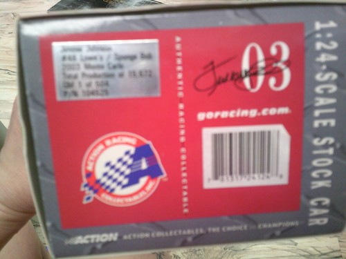 Jimmie Johnson #48 Lowe’s Sponge Bob 2003 1/24 Nascar Diecast - Picture 3 of 6