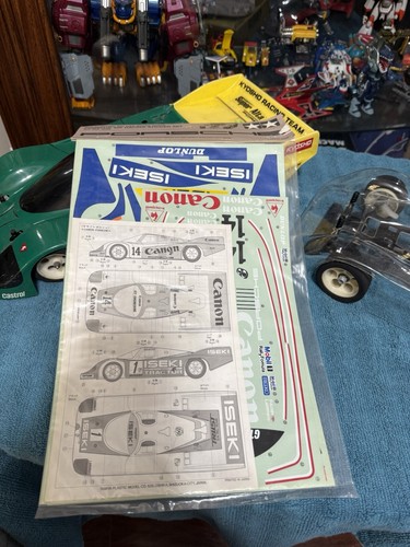 Vintage Tamiya Porsche 956 (RM Mk.5) Radio Controlled Car kit 1984 - Picture 15 of 15