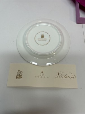 The Royal Collection Queen Victoria Fine Bone China Plate New In