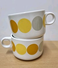 Set of 2 Ikea Broggan Dot Pattern White/Yellow Mugs Spring Summer