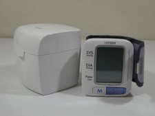 Citizen CH-650 wrist / cuff blood monitor FREE batteries