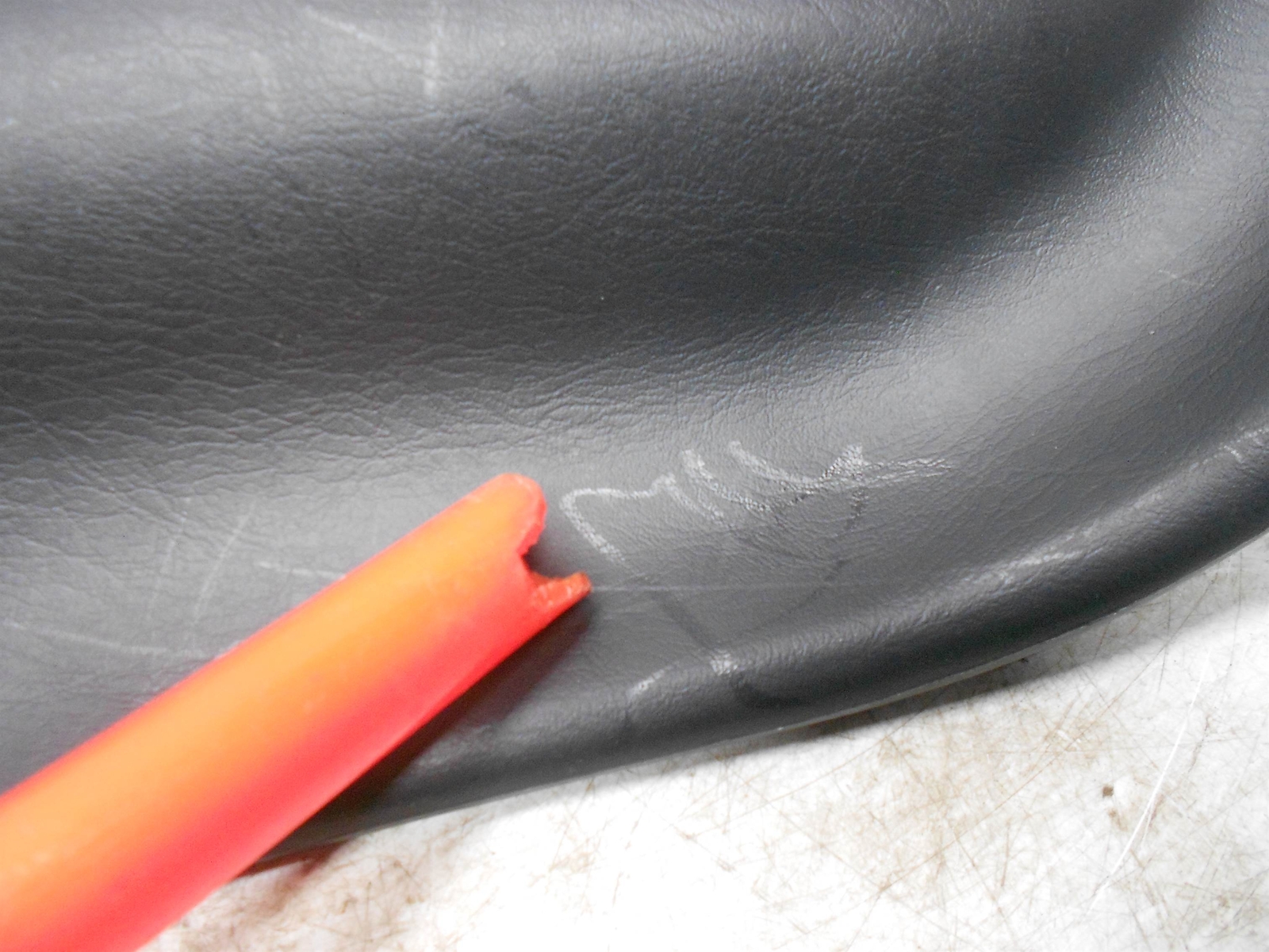 2000 Toyota Corolla INTERIOR TRUNK CAP CORNER RH RIGHT PASSENGER 64753-02010