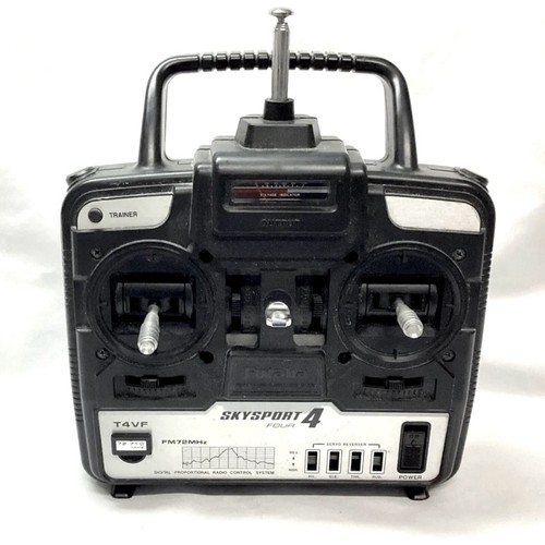 FUTABA SKYSPORT 4 (T4VF) Drone Airplane ✈ Remote 72.670MHZ  w/Battery NO CHARGER - Picture 1 of 4