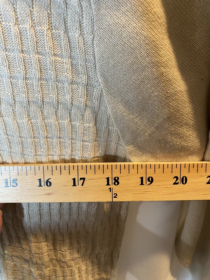 Camisa Crazy Horse Claiborne Adulto Mediana Beige Pullover Cuello Botón Para Hombres Foto 4 de 4