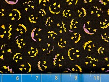 Tina SCRAP 9"x21" Mini Pumpkins Halloween Jack O Lantern Face Cotton Fabric
