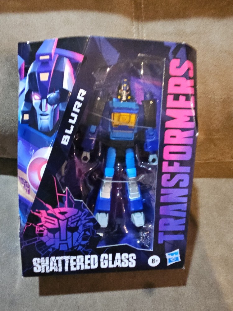 Transformers Shattered Glass Deluxe Class Blurr