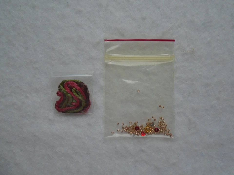 Patrón de punto de cruz Ginger Joy de Just Nan con adornos Foto 2 de 4