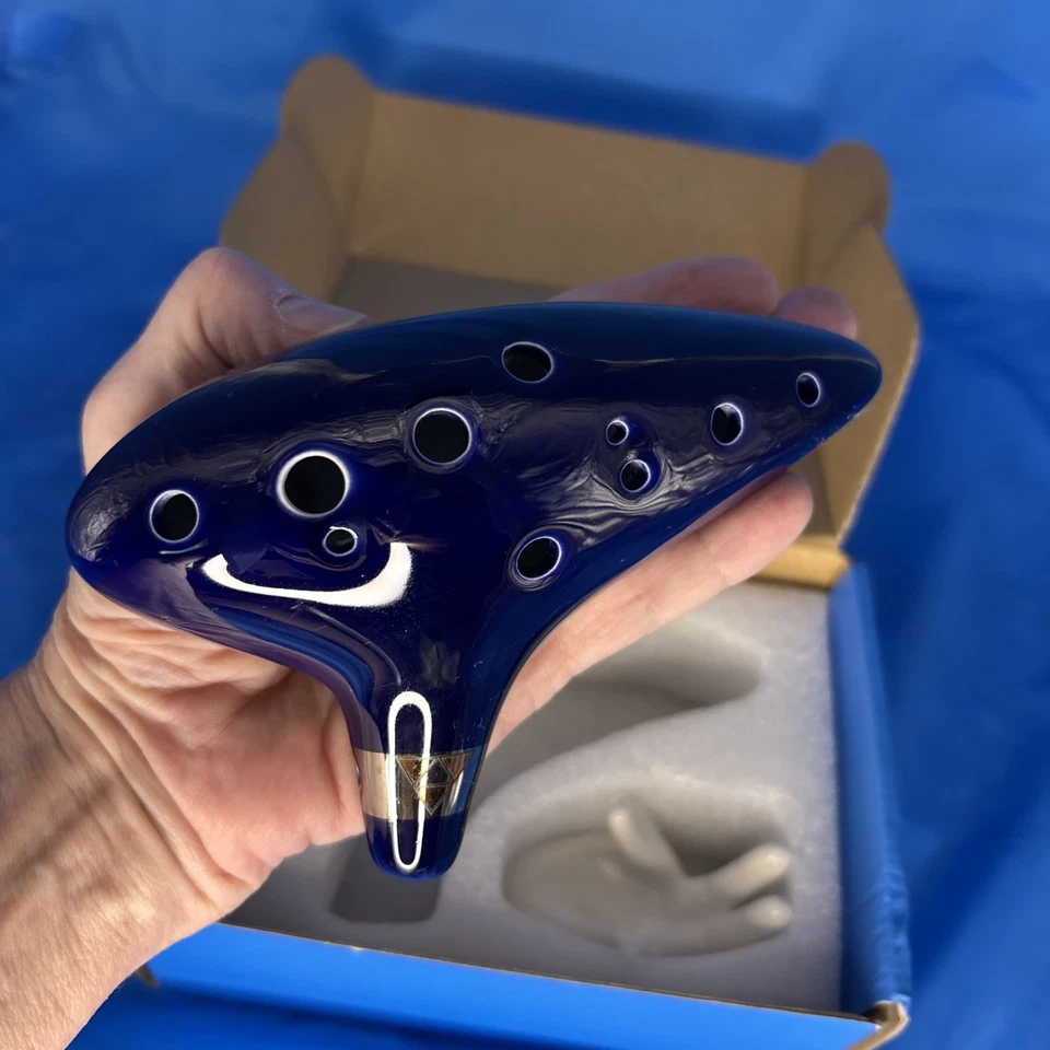 Ocarina Cerámica 12 Agujeros Alto C Con Soporte De Exhibición Pro En Caja Original Foto 3 de 4