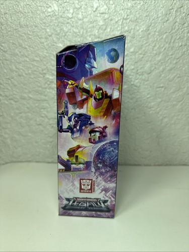 Transformers Autobot SKIDS Deluxe Class Legacy Generations Hasbro Figure - Picture 6 of 10