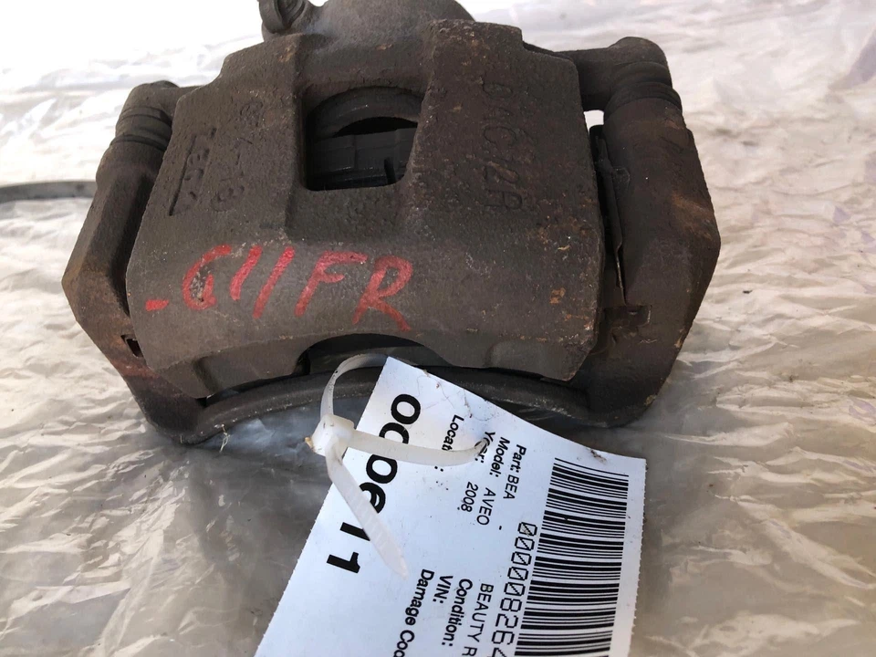 Chevrolet Aveo 2004-2011 sedán 1,6 L pinza de freno delantera lado derecho del pasajero Foto 2 de 4