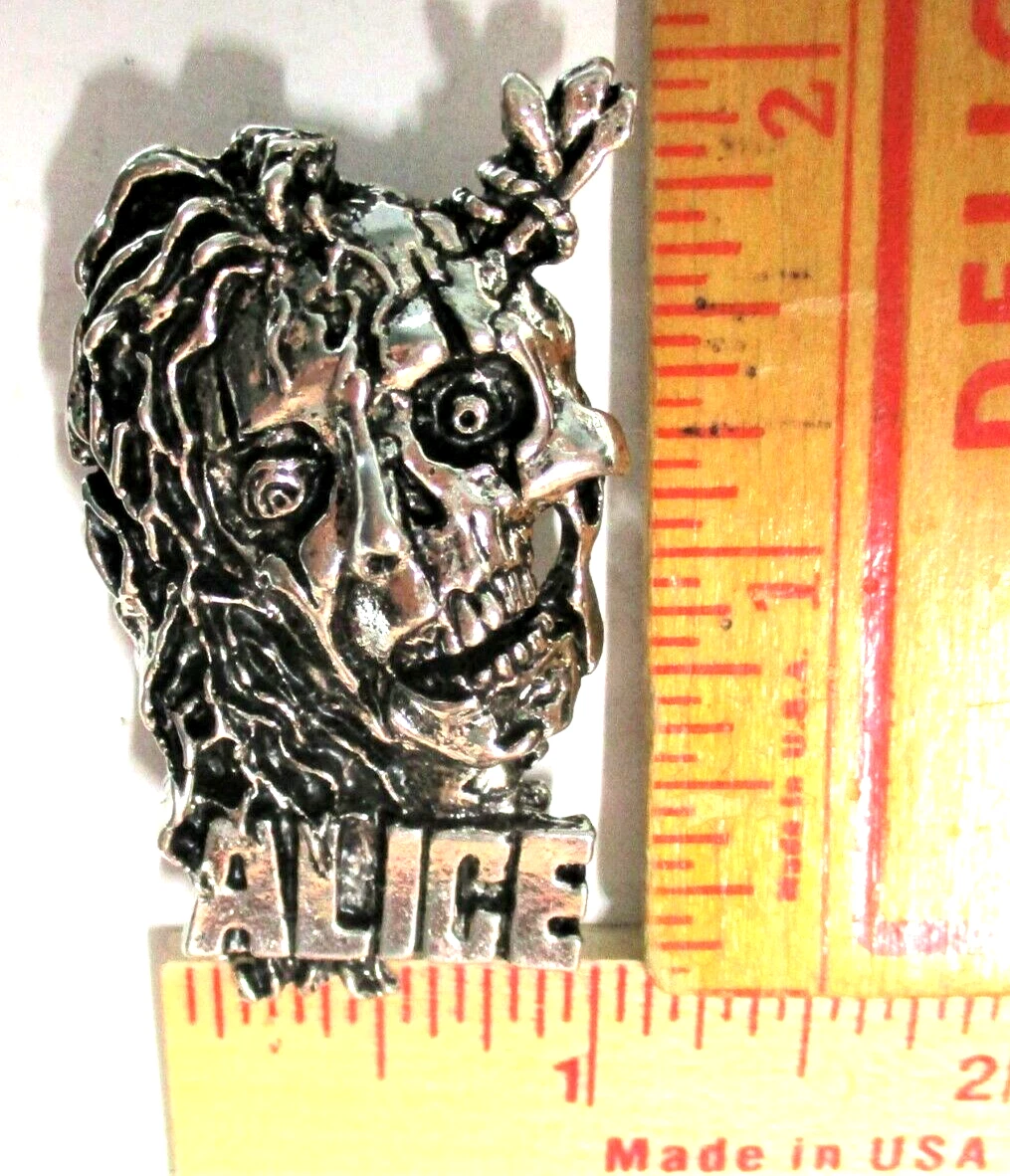 Portachiavi Ufficiale Alice Cooper In Metallo Con Colorazione Smaltata, Collezionismo, Regalo Fan Rock