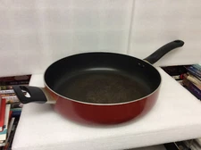 T-fal Easy Care Nonstick Fry Pan, 12 inch, Red- USED