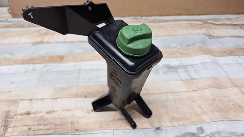 VW PASSAT Variant B5 3B6 Behälter Servolenkungspumpe 3B0422371 1.90 33995456