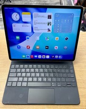 Apple iPad Pro 12.9" 5th Gen M1 128GB Cellular Unlocked Bundle Apple Keyboard