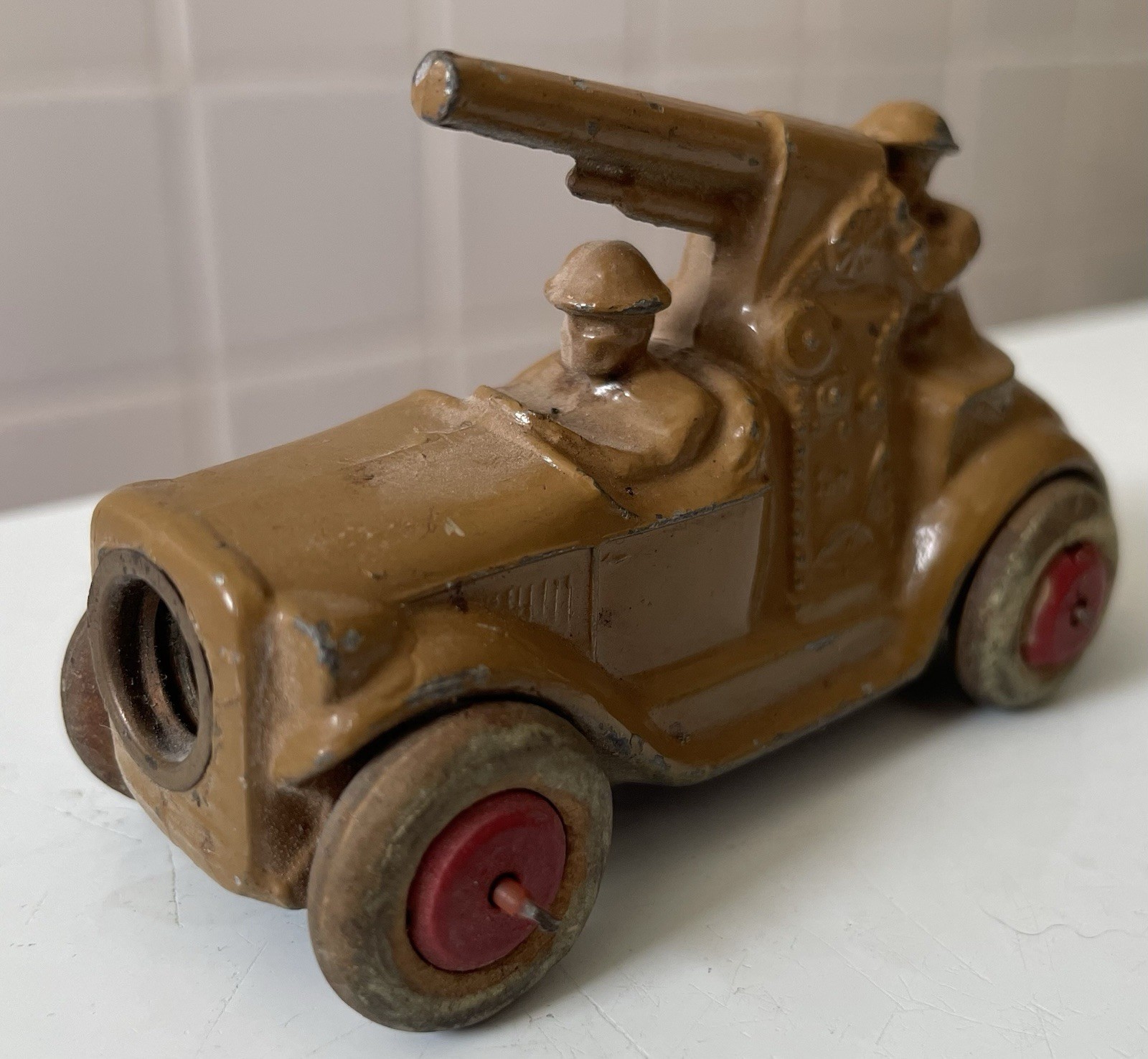 RARE 1930s Barclay Slush Mold Armored Cannon Car Battery Powered Headlight Toy
