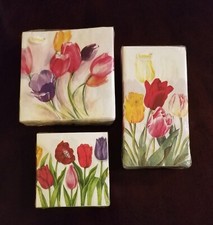 TULIPS FLORAL WHITE,RED,GREEN,PINK,YELLOW SPRING SEASON 3 PLY PAPER NAPKINS