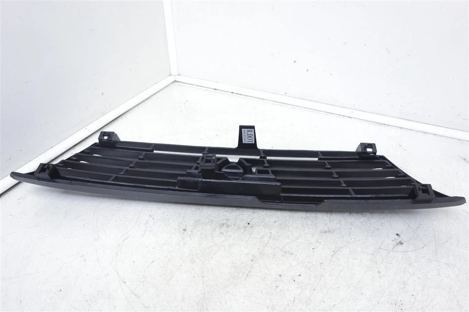 Nissan Sentra 1995-1997 rejilla superior del mercado de accesorios - negro 623101M225 Foto 4 de 4
