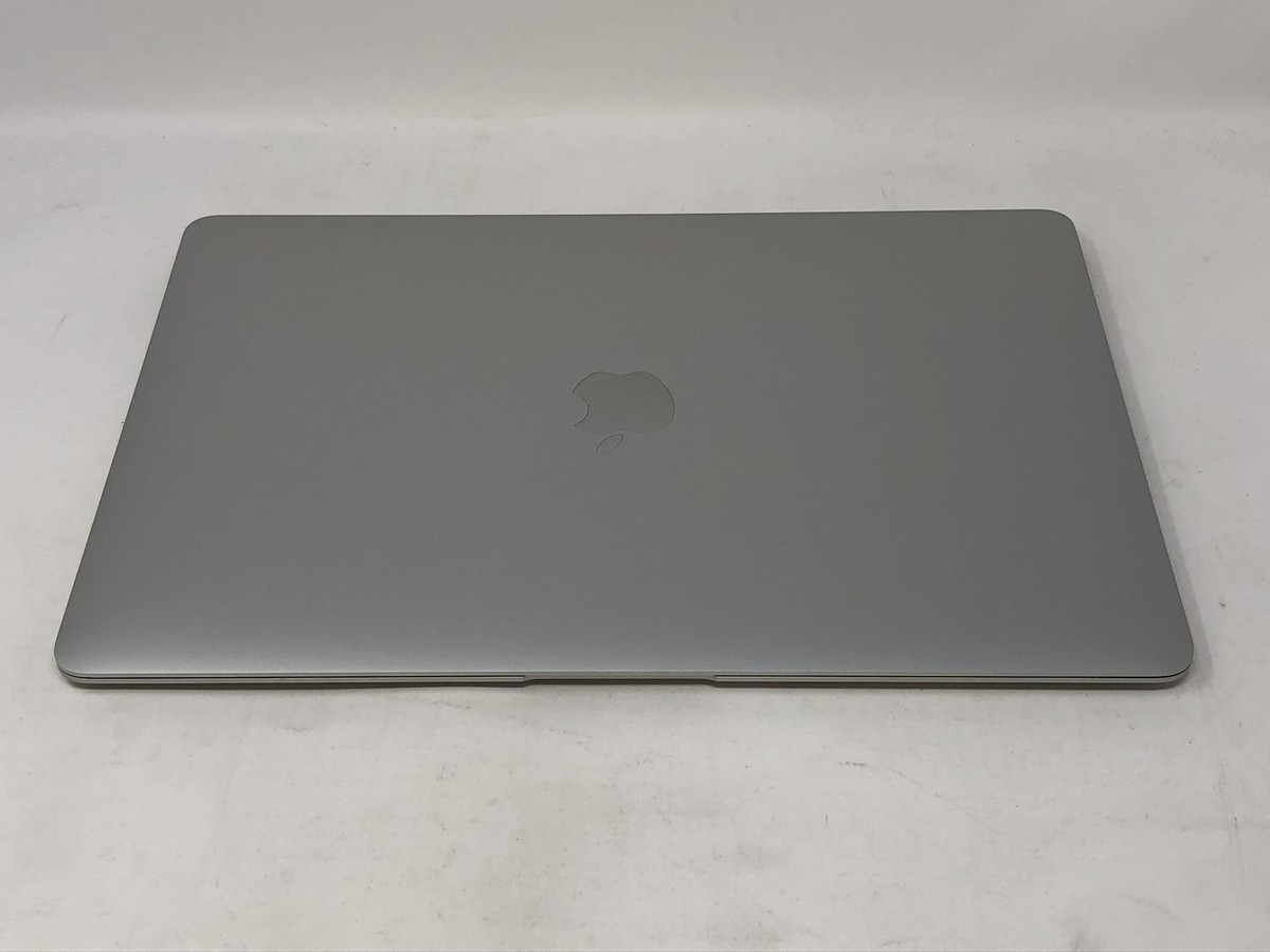 Apple MacBook Air 13 Silver 2020 1.1 GHz Intel Core i3 10th Gen