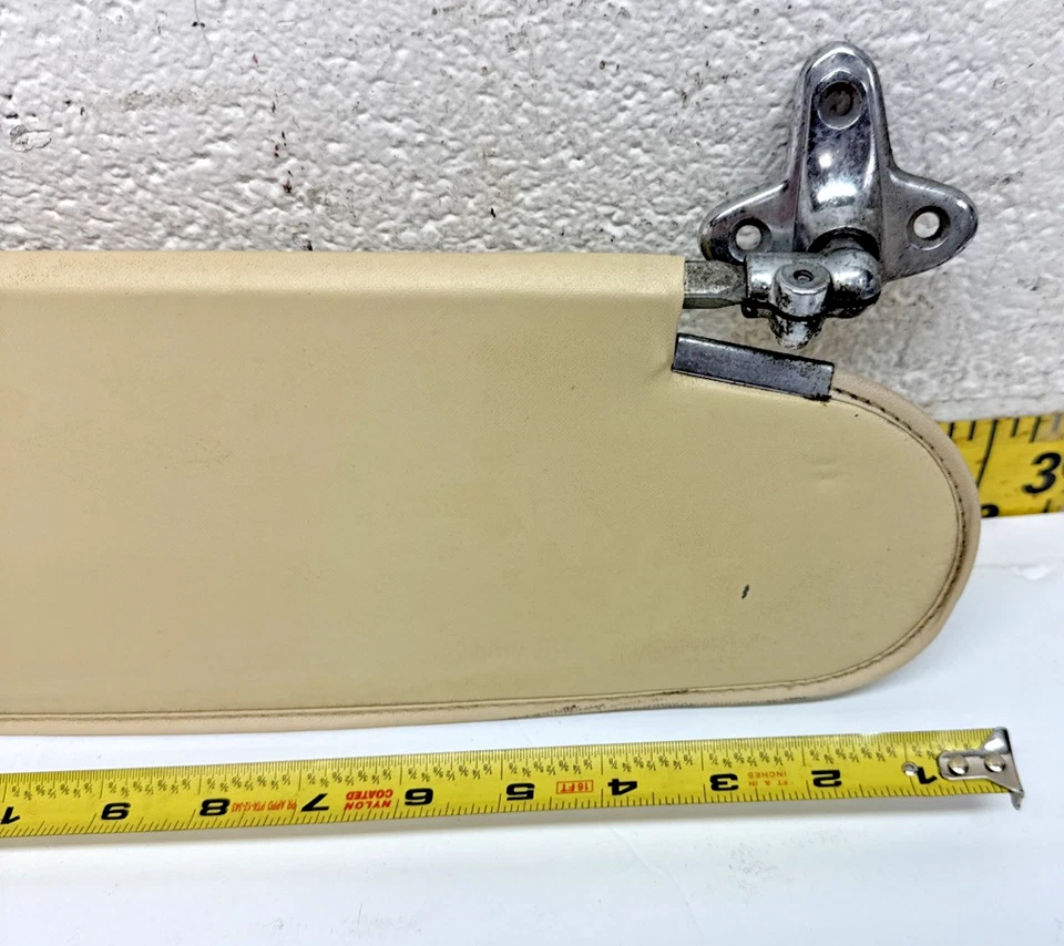 Quebra-sol 1955-1958 Chevrolet 150 210 Bel-Air Nomad destro bege (879) - Imagem 3 de 4