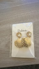 Fashionable Sea Shell and Starfish Dangle Ear...