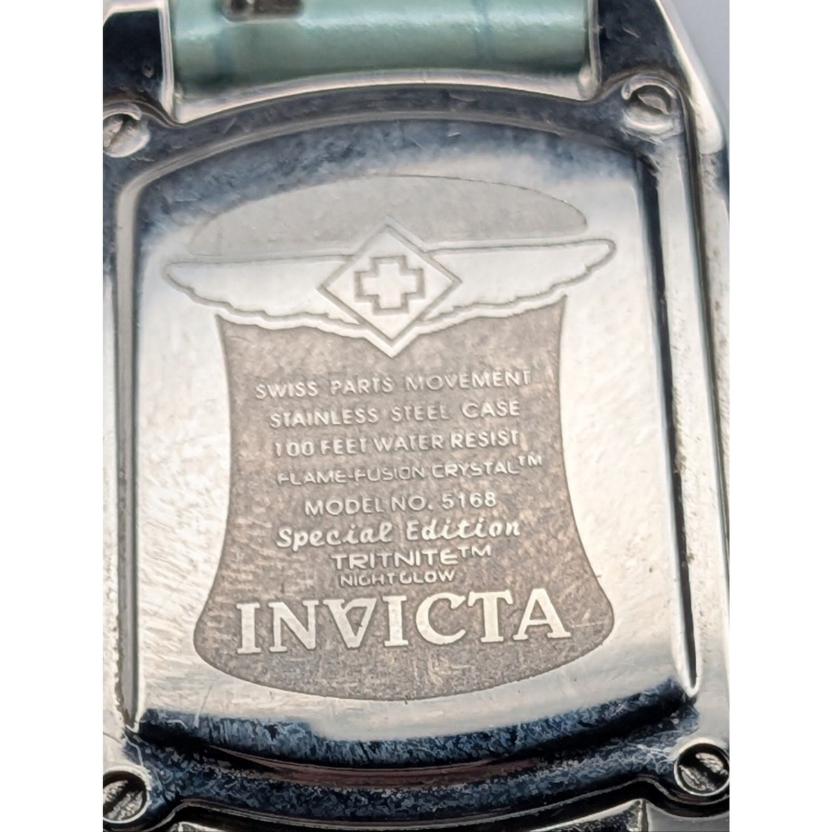 Invicta Watch Special Edition Gift Set Tritnite Night Glow  display picture 1