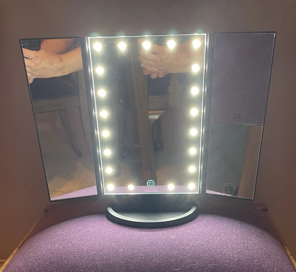 DeWEISN Tri-Fold Lighted Vanity Mirror - Image 2 of 2