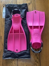 Apek RK3 Fins Pink Size S Spring Straps