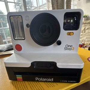 Polaroid OneStep 2 i-Type Instant Film Camera in Black/White Colourway