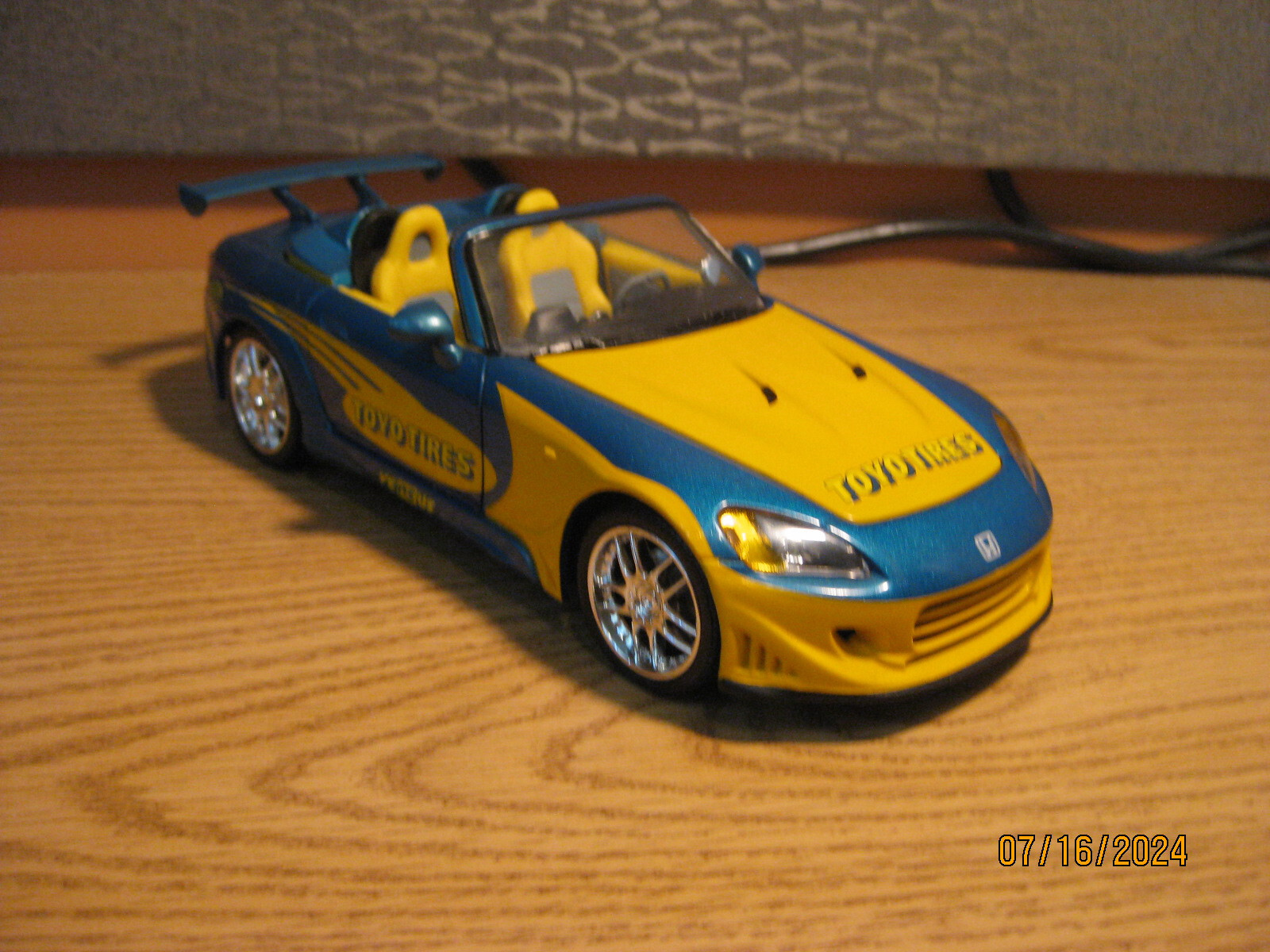 Picture 3 of 21