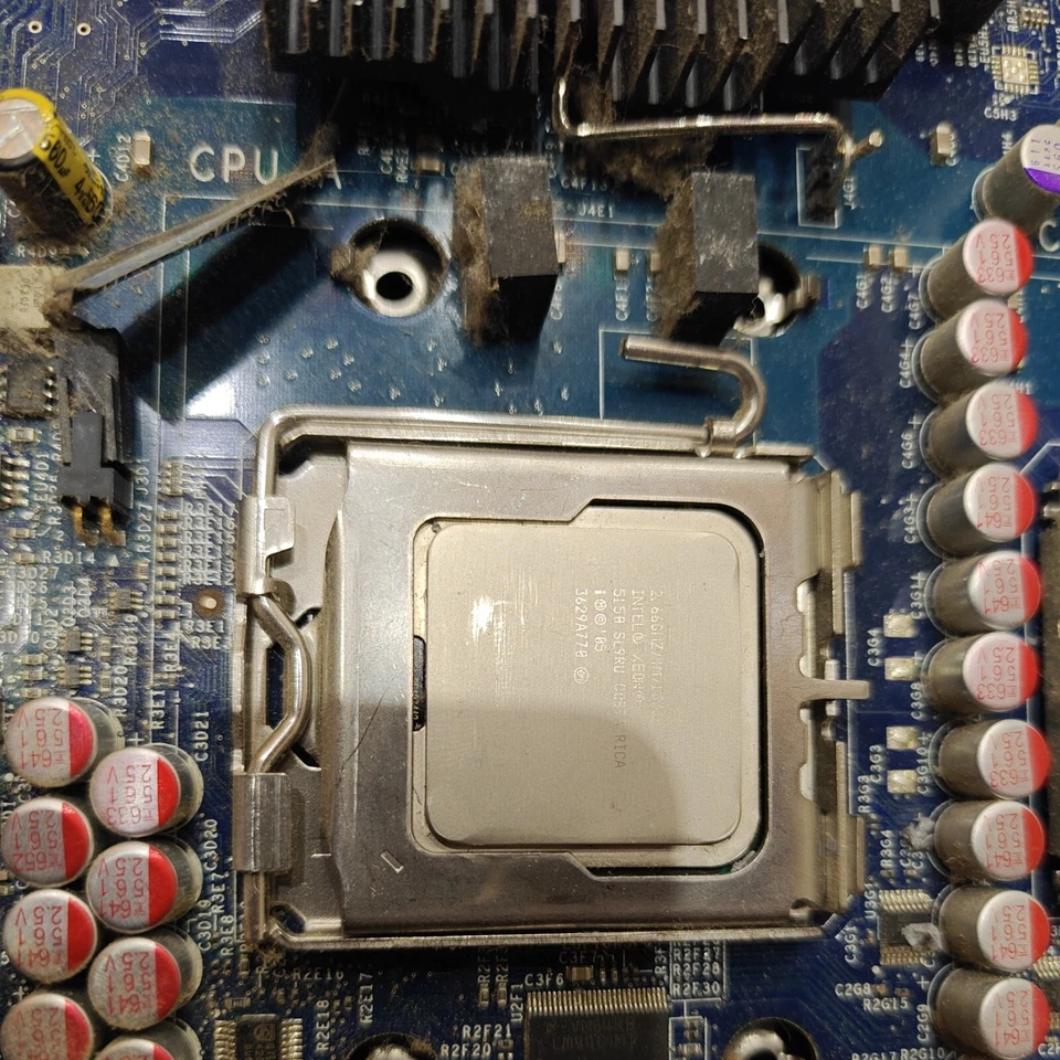 Apple A1186 Mac Pro1,1 intel Zeon D37625-501 Motherboard 820-1976-A 630-7608 - Image 2 of 4