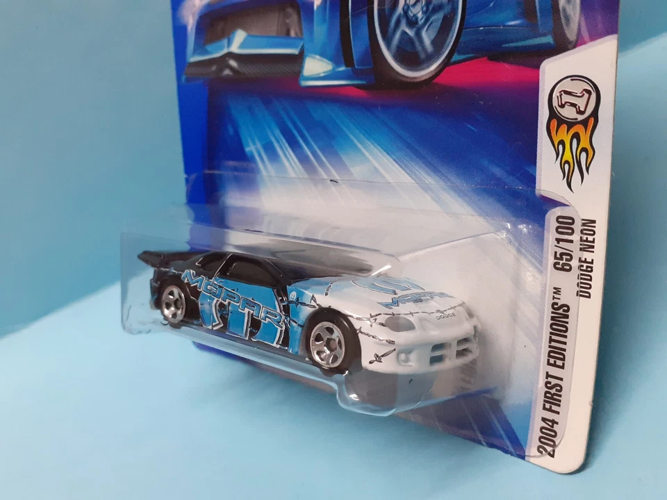 Hot Wheels - DODGE NEON Mopar 2004 First Editions - Collector 65 Long card 1/64 - Photo 2/2