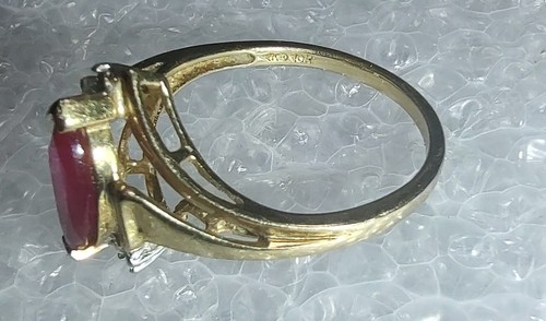 10k solid gold ring with Lab-Created Ruby Size 6 3/4 ((W87)) - Picture 4 of 4