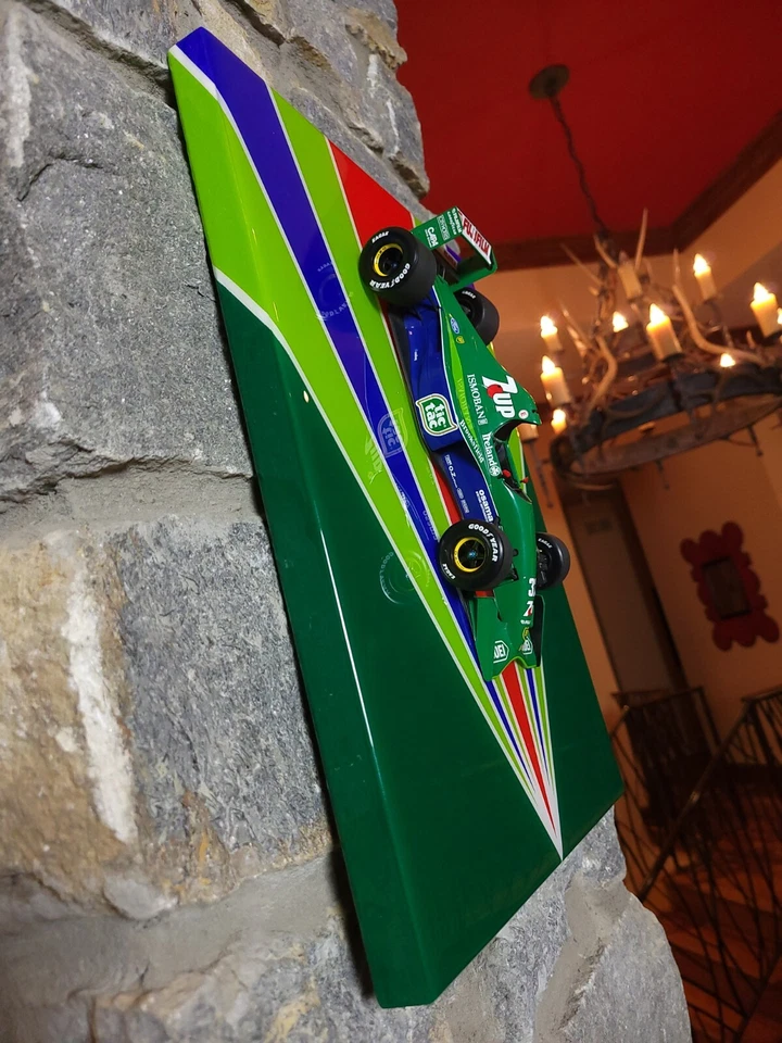 1/18 Jordan 191 F1 Michael Schumacher #32 Minichamps Wall Art Model Mount - Image 2 of 4