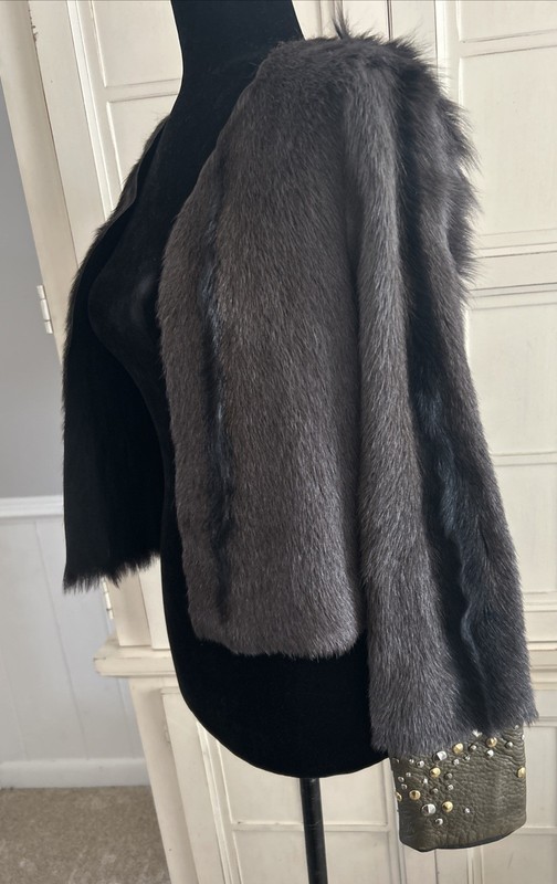 CHLOÉ-Vtg.GOAT Fur-Olive Leather Cuffs w/ Studs-buttonless Cropped Jacket-Sz.2