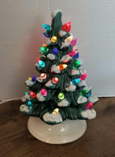 10" VINTAGE CERAMIC CHRISTMAS TREE/FLOCKED - Picture 6 of 23