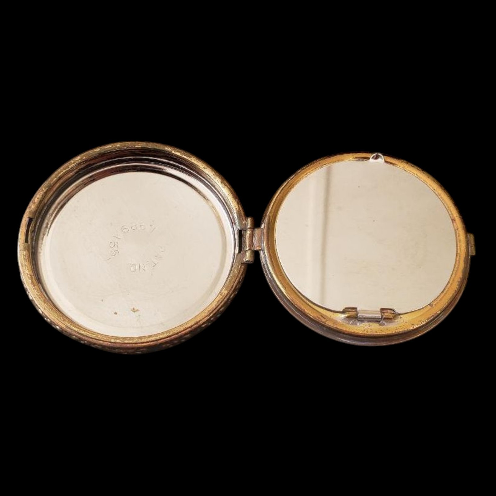 Vintage 20s Blue Guilloche Enamel Rouge Powder Compact - Some Rouge Present