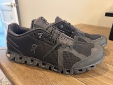 ON CLOUD 5 Black Lightweight Breathable Running Shoes Women's 10
