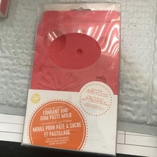 Wilton Fondant  Gum Paste Mold Flowers NEW DIY Cake Decorating Accent Detail