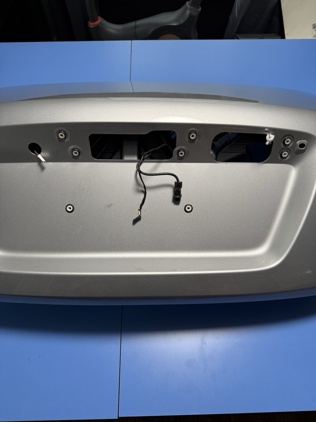 Trunk lid For Rolls Royce Wraith RR5 Part Number: 41007312264
