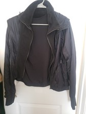 Lululemon Women's Black Activewear Jacket Size 6 Full Zip Zipped Pockets