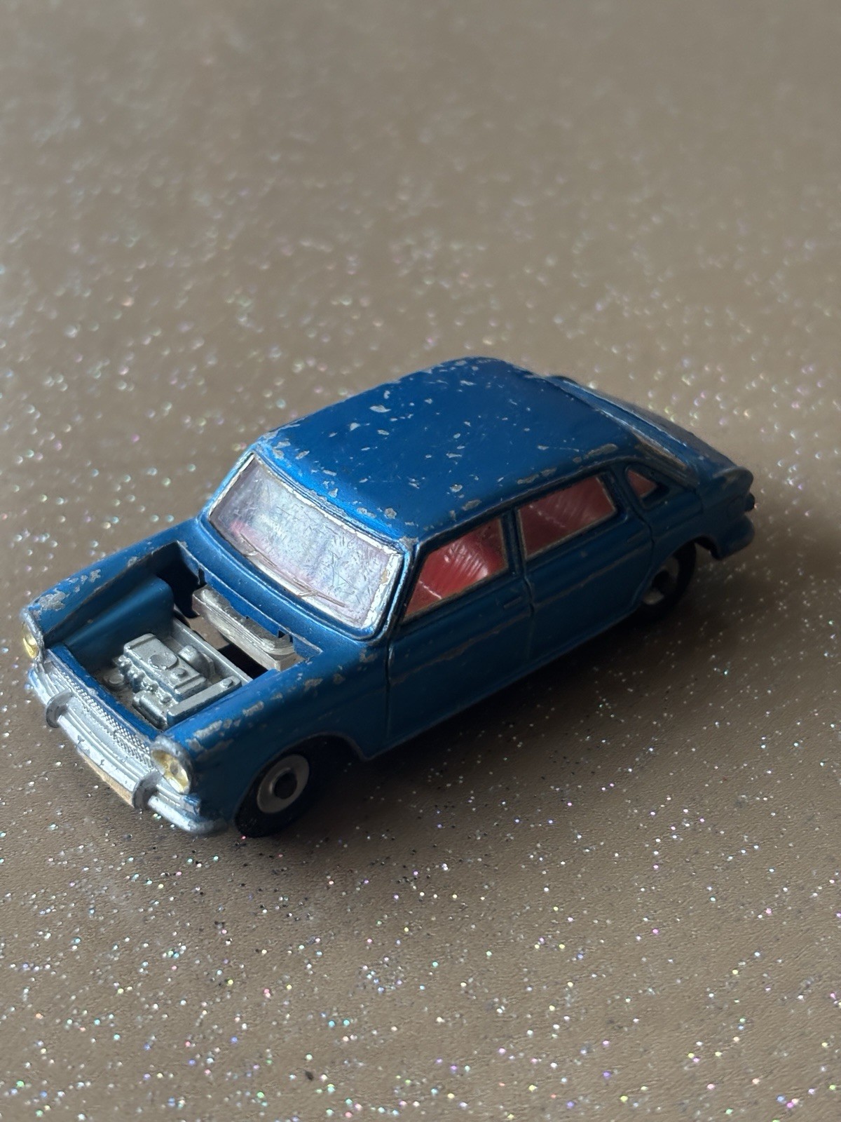 Dinky 171, Austin 1800 - Free Price Guide & Review